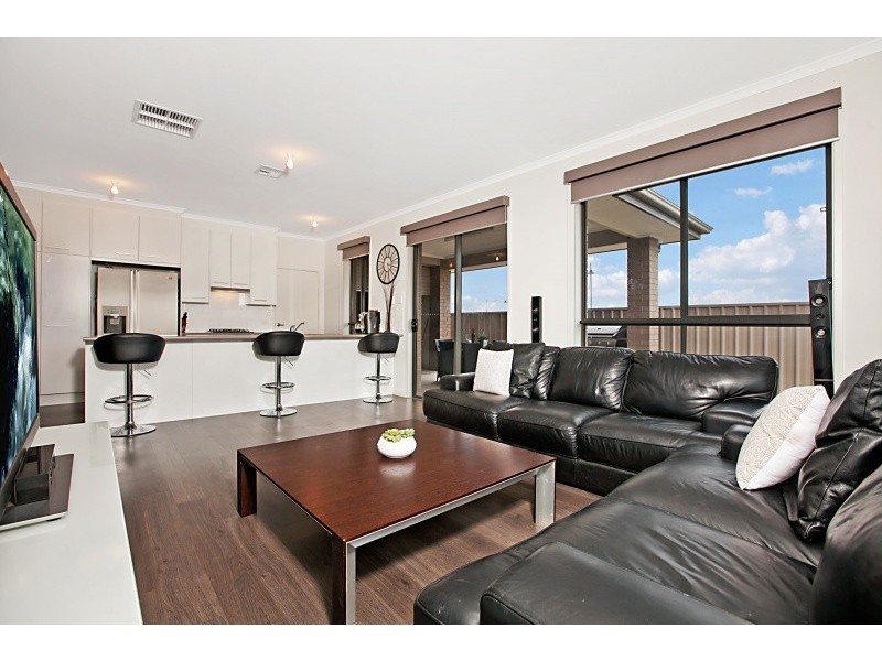 32 Esperance Boulevard, Seaford Rise SA 5169