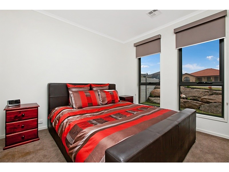 32 Esperance Boulevard, Seaford Rise SA 5169