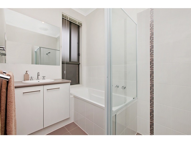 32 Esperance Boulevard, Seaford Rise SA 5169