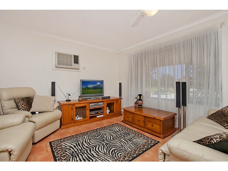 12 Scullin Crescent, Trott Park SA 5158