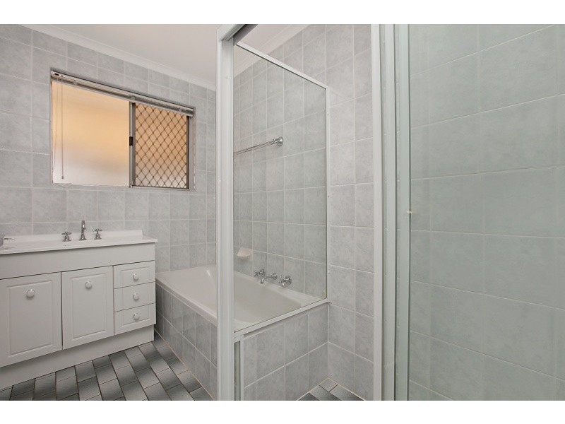 12 Scullin Crescent, Trott Park SA 5158