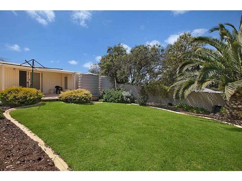 12 Scullin Crescent, Trott Park SA 5158