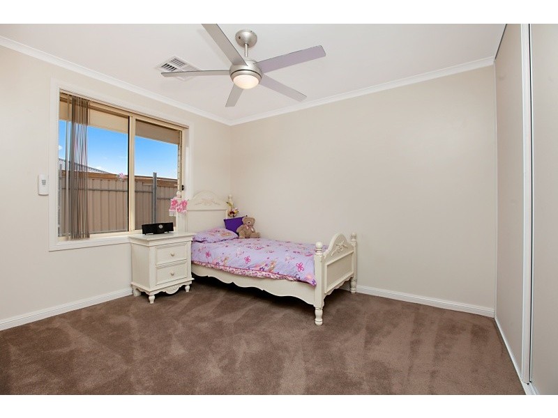 31 Esperance Boulevard, Seaford Rise SA 5169