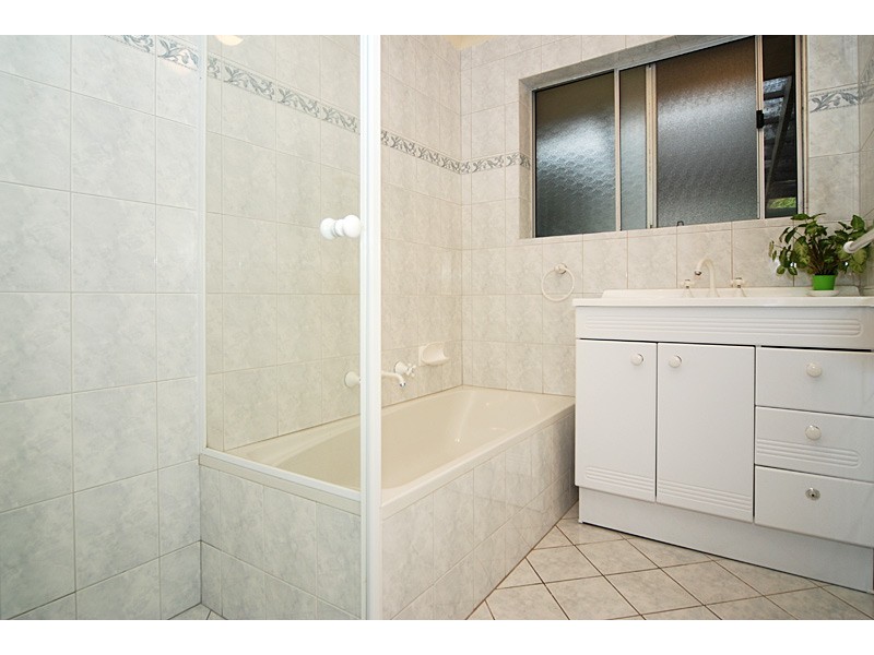 33 Idlewild Avenue, Aberfoyle Park SA 5159