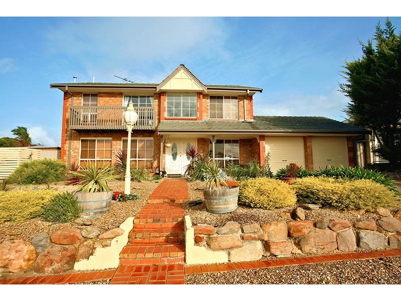 4 Churston Place, Moana SA 5169