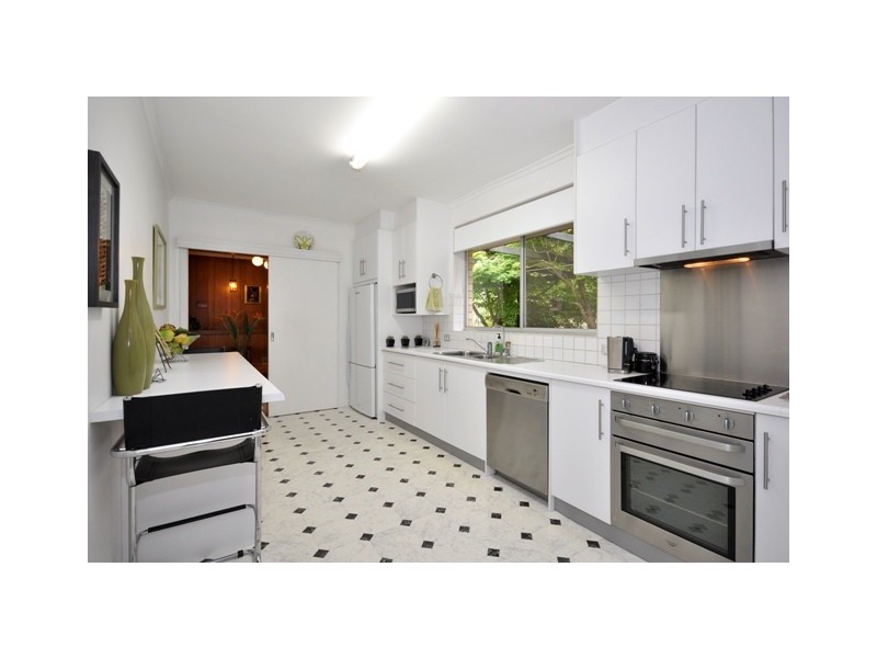 17 Corsair Street, Flagstaff Hill SA 5159