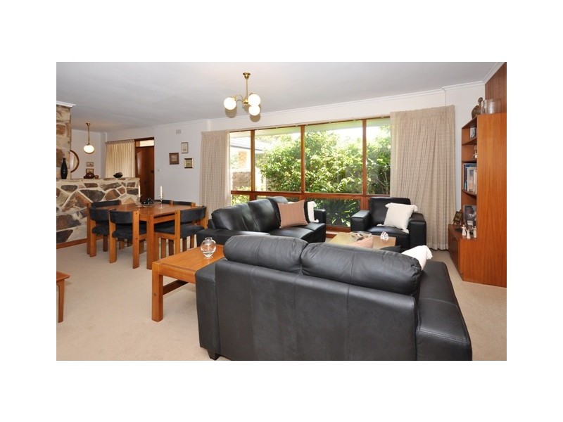 17 Corsair Street, Flagstaff Hill SA 5159