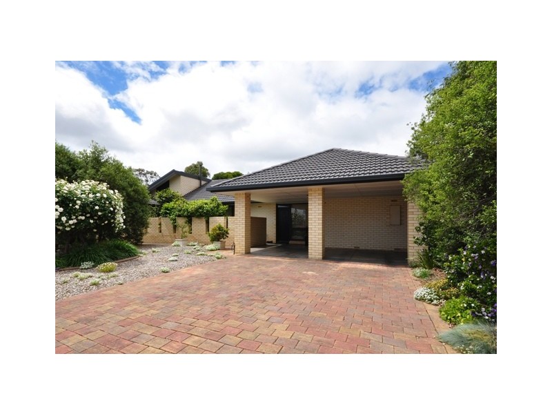 17 Corsair Street, Flagstaff Hill SA 5159