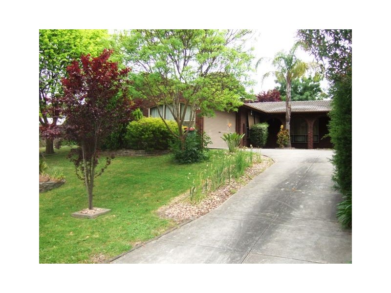 24 Lulworth Place, Flagstaff Hill SA 5159