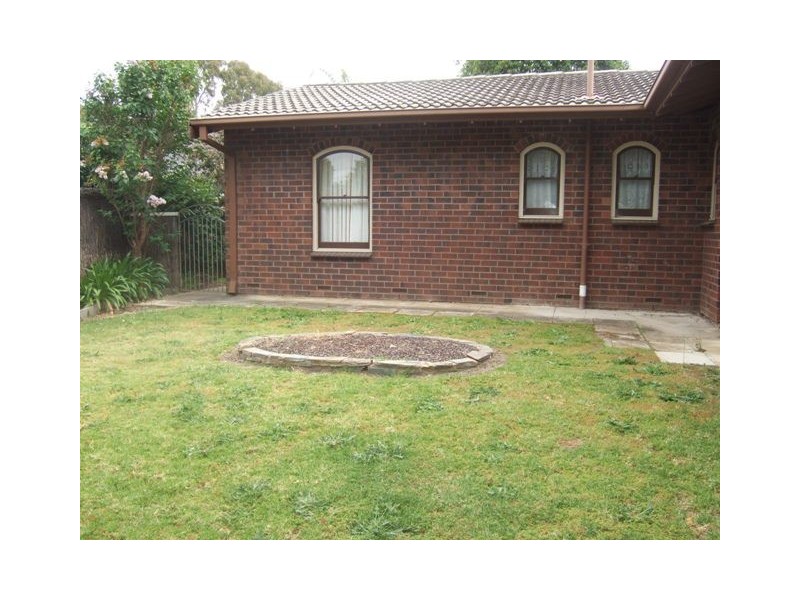 24 Lulworth Place, Flagstaff Hill SA 5159