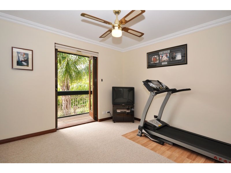 13 YORK DRIVE, Flagstaff Hill SA 5159