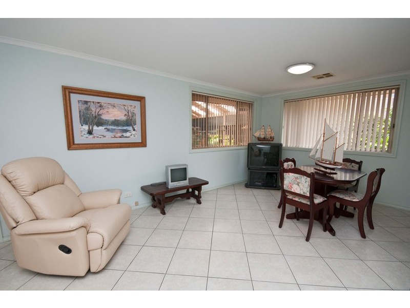 15 Highfield Drive, Aberfoyle Park SA 5159
