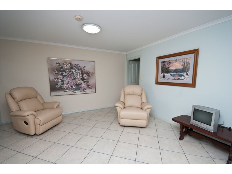 15 Highfield Drive, Aberfoyle Park SA 5159