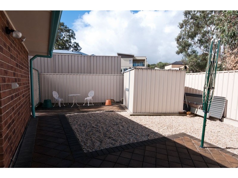 15 Highfield Drive, Aberfoyle Park SA 5159