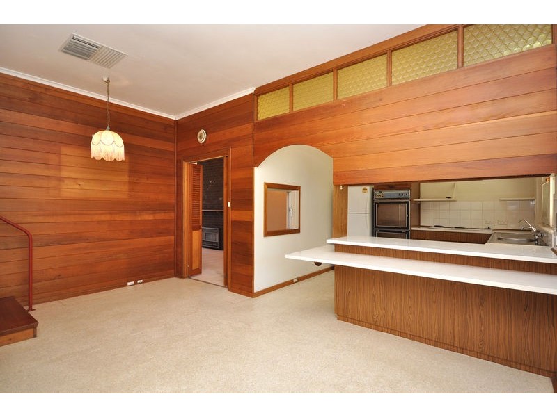 16 Caroline Street, Flagstaff Hill SA 5159