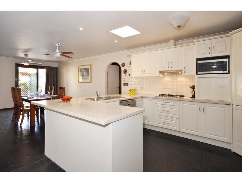 68 Delta Crescent, Aberfoyle Park SA 5159