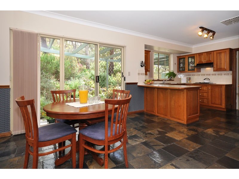 11 Pritchard Court, Flagstaff Hill SA 5159