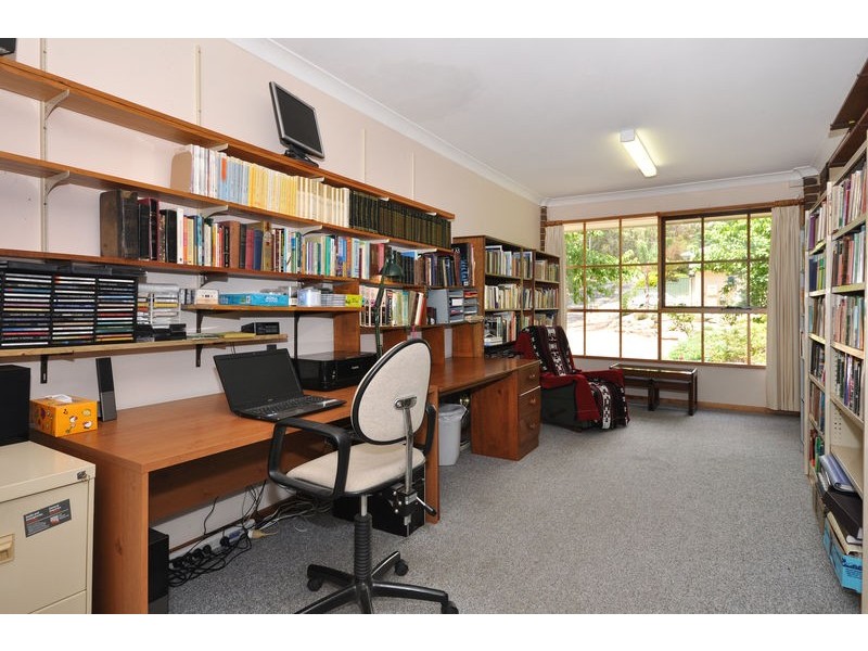 11 Pritchard Court, Flagstaff Hill SA 5159