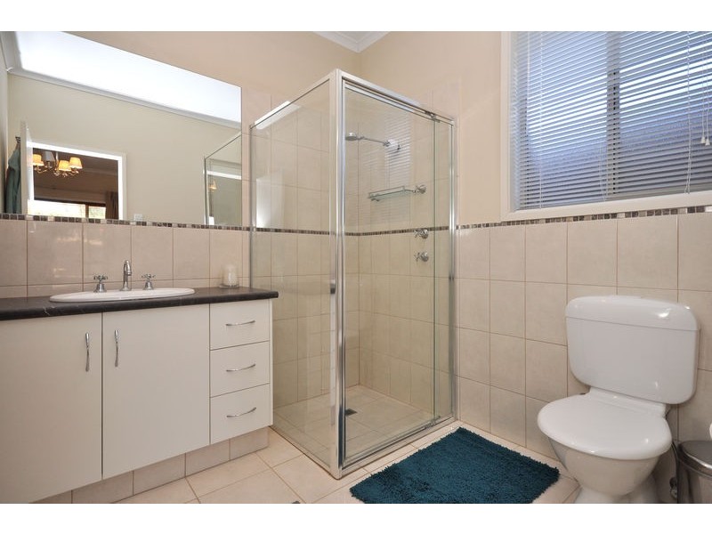 77B Taylors Road East, Aberfoyle Park SA 5159