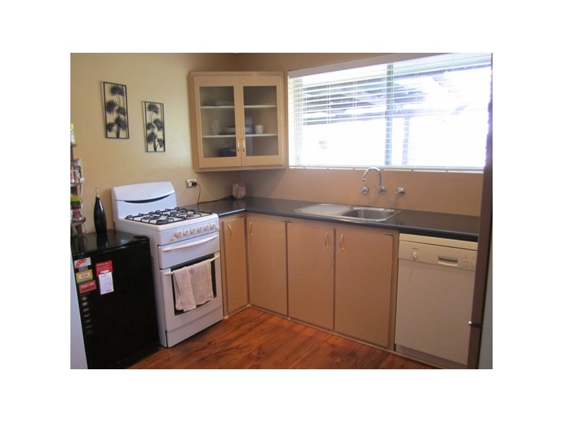 18 Cunningham Street, Morphett Vale SA 5162