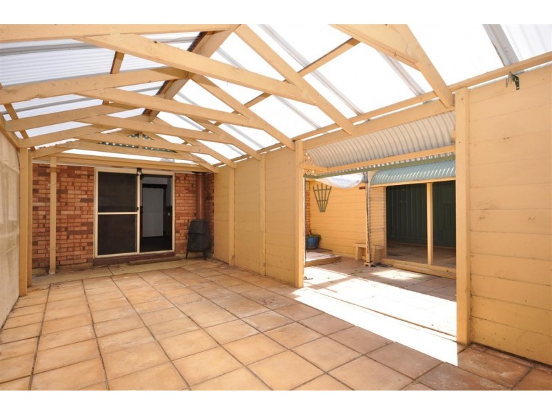 48 Jeanette Crescent, Aberfoyle Park SA 5159