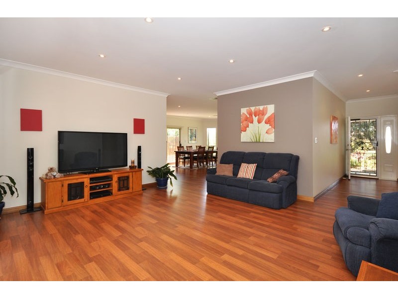 15 Elgin Way, Flagstaff Hill SA 5159