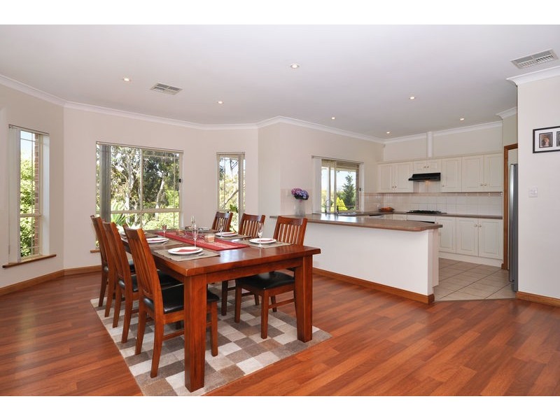 15 Elgin Way, Flagstaff Hill SA 5159