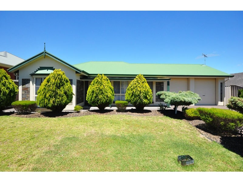 12 Amelio Walk, Flagstaff Hill SA 5159