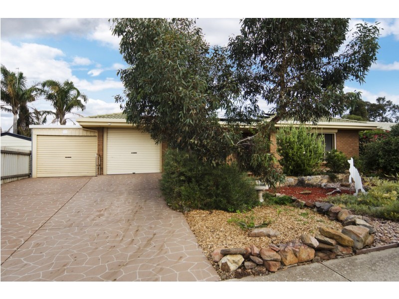 4 Domain Street, Moana SA 5169