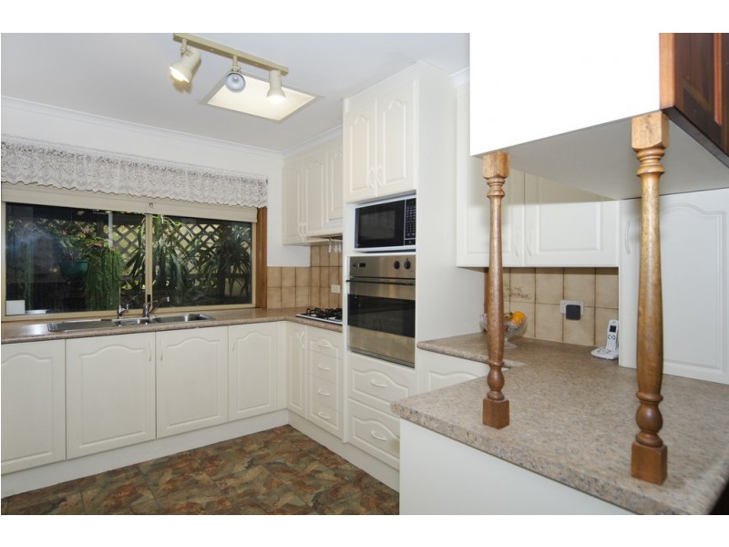 4 Domain Street, Moana SA 5169