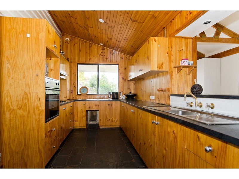 4 Second Avenue, Moana SA 5169