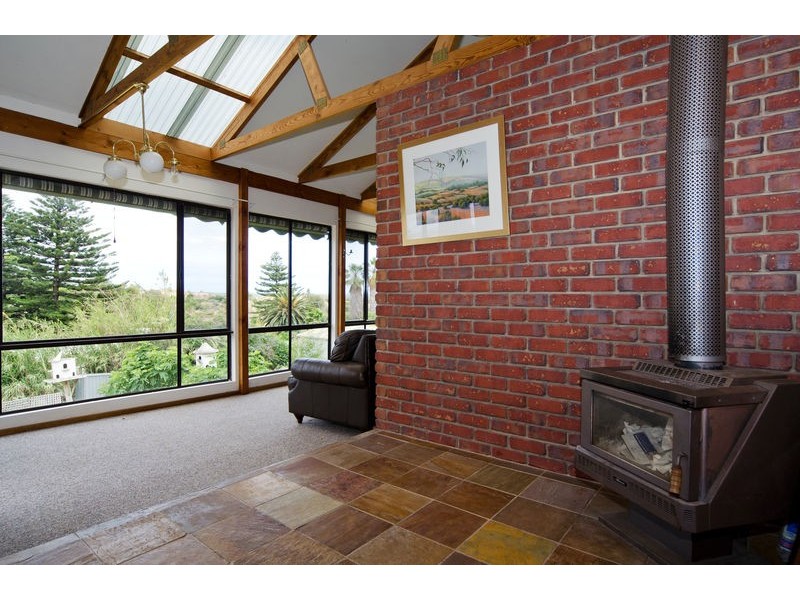 4 Second Avenue, Moana SA 5169