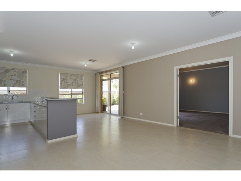 34 Parri Link, Noarlunga Downs SA 5168