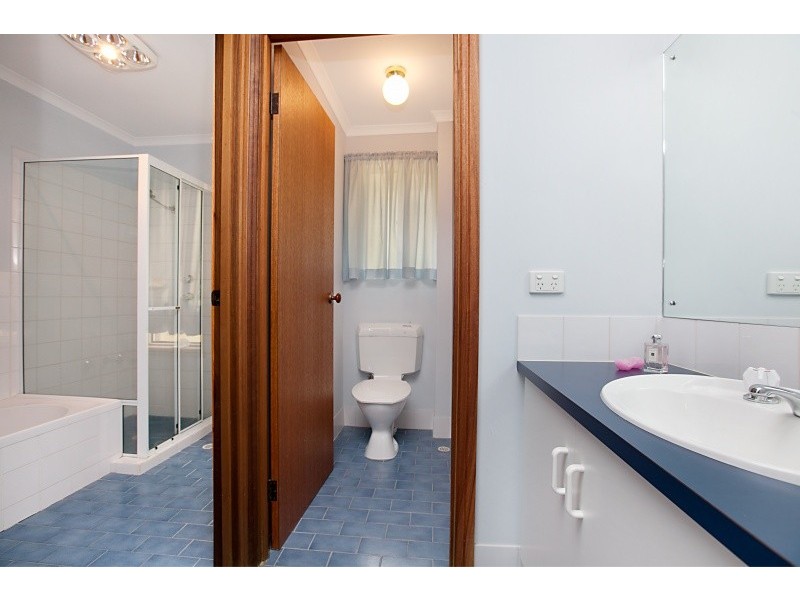 4 Willow  Way, Aberfoyle Park SA 5159