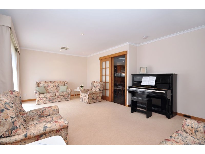 19 Bellaview Road, Flagstaff Hill SA 5159