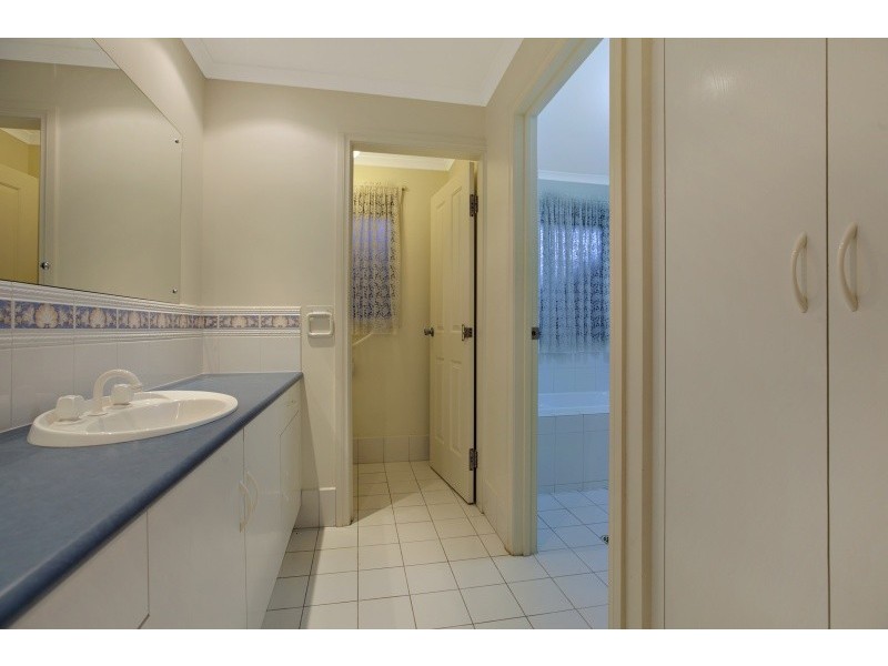 8 Parken Court, Noarlunga Downs SA 5168