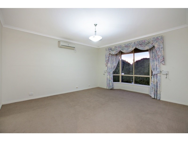 8 Parken Court, Noarlunga Downs SA 5168