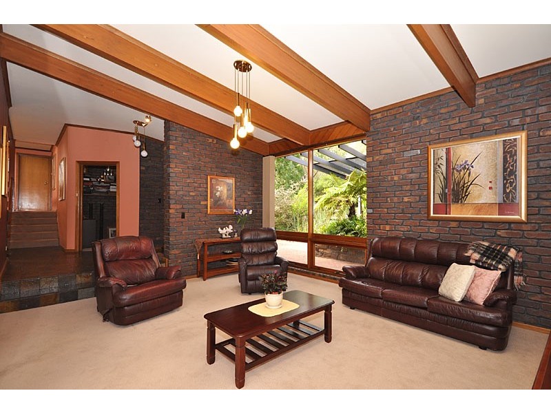 28 Grevillea Road, Aberfoyle Park SA 5159