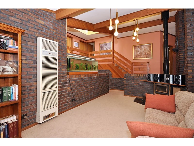 28 Grevillea Road, Aberfoyle Park SA 5159
