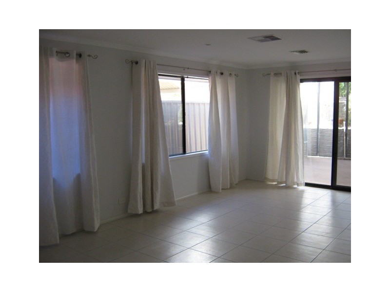 22 New York Road, Aberfoyle Park SA 5159