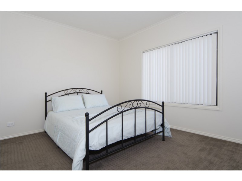 25 Selway Terrace, O’sullivan Beach SA 5166