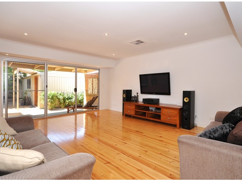 13 Caroline Street, Flagstaff Hill SA 5159