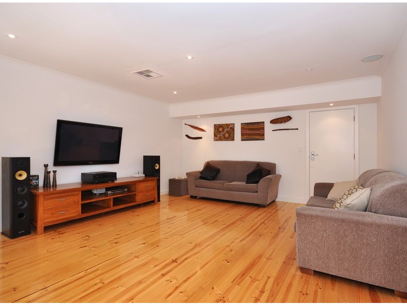 13 Caroline Street, Flagstaff Hill SA 5159