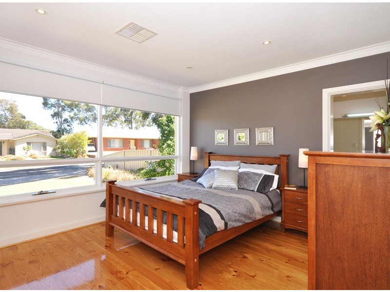 13 Caroline Street, Flagstaff Hill SA 5159