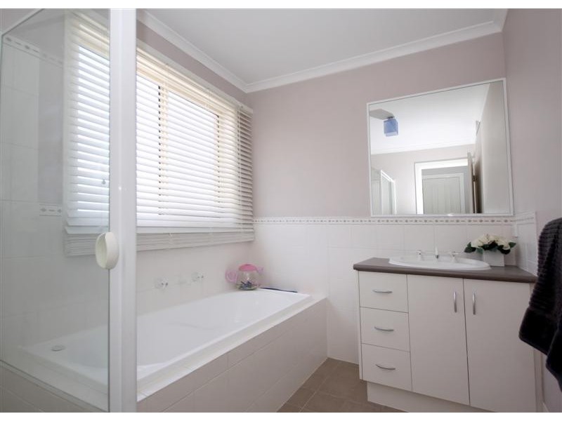 9 Newfield Drive, Reynella SA 5161