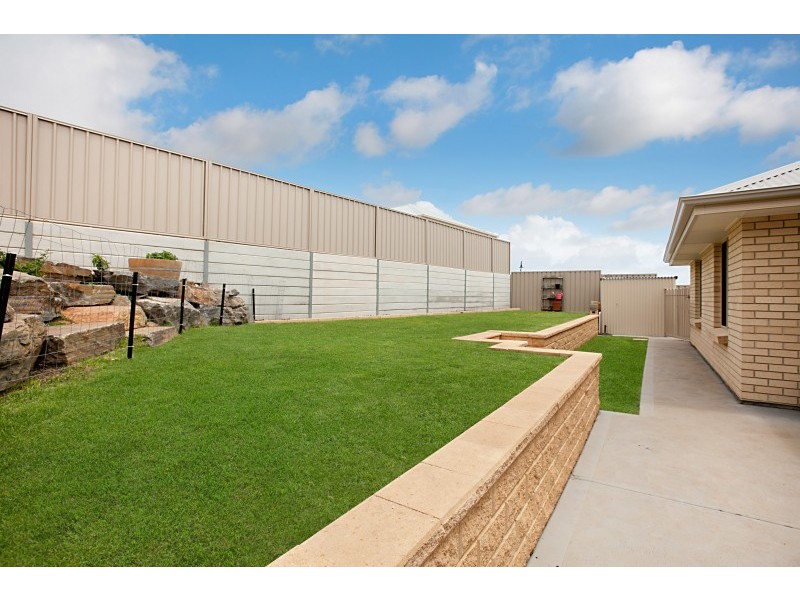 60 Serafino Drive, Noarlunga Downs SA 5168