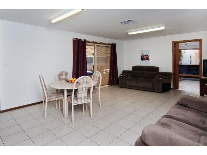 20 Peony Court, Morphett Vale SA 5162