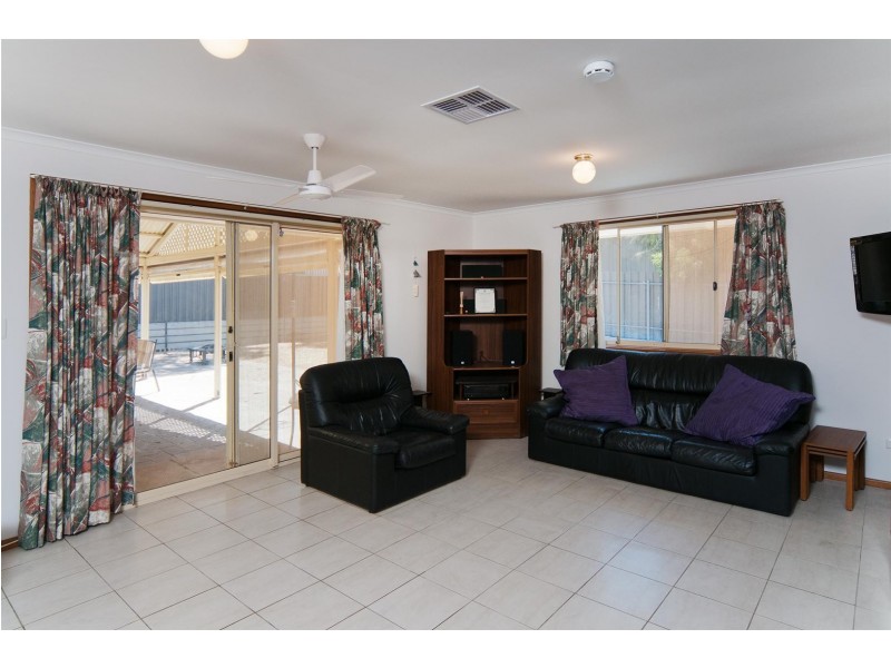 20 Peony Court, Morphett Vale SA 5162