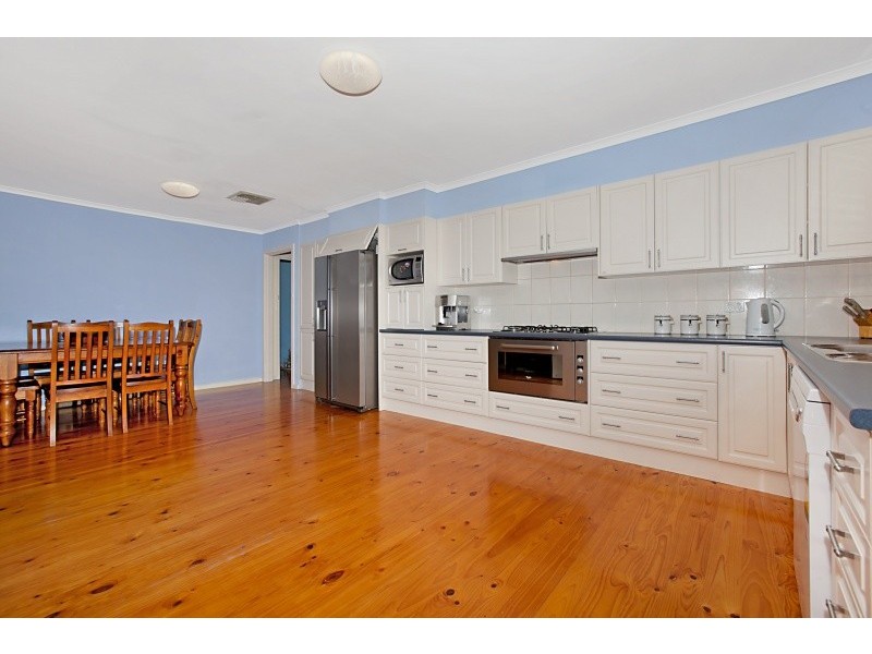 36 Christopher Road, Christie Downs SA 5164