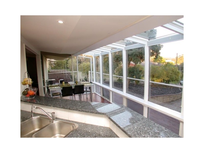 5 Holmes Court, Flagstaff Hill SA 5159